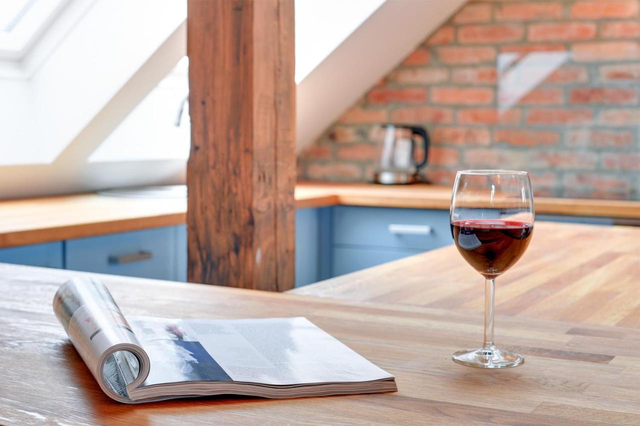 Grand Apartments - Wood Loft Apartment Sopot Esterno foto