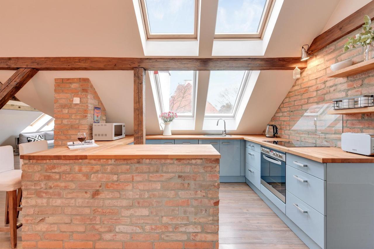 Grand Apartments - Wood Loft Apartment Sopot Esterno foto